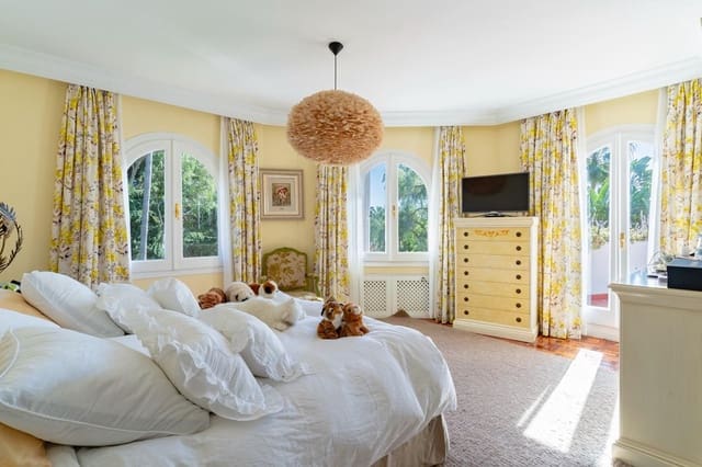 5 sypialnia Willa na sprzedaż w Marbella - 3 250 000 € (Ref: 9314374)