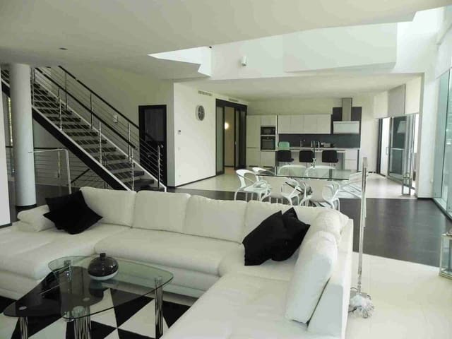 5 sovrum Semi-fristående Villa till salu i Marbella med pool garage - 3 000 000 € (Ref: 9314375)