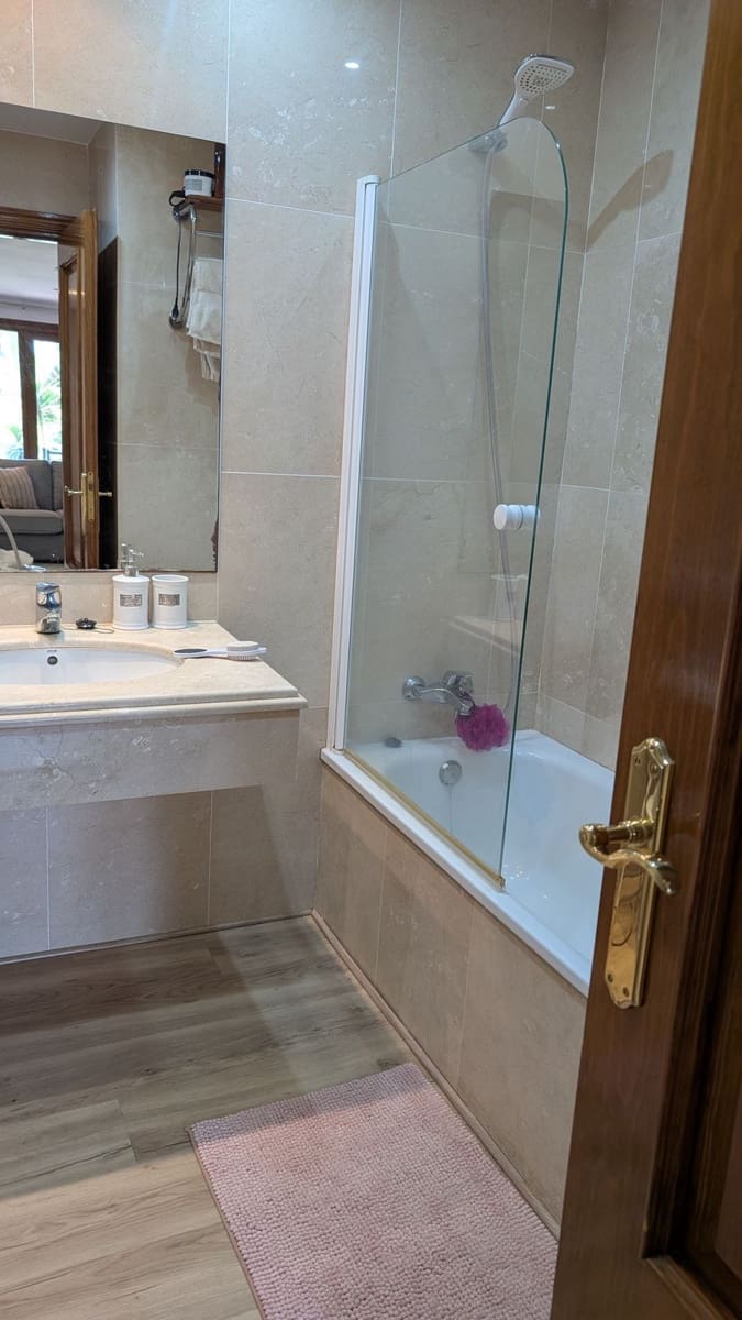 4 camera da letto Casa in vendita in Riviera del Sol con piscina garage - 600.000 € (Rif: 9314382)