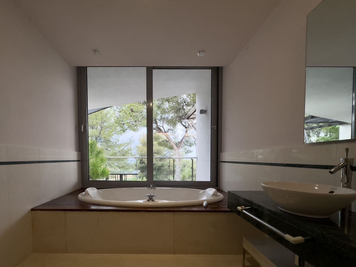 4 soveværelse Semi-Rækkehus til salg i Marbella med swimmingpool garage - € 2.850.000 (Ref: 9314383)