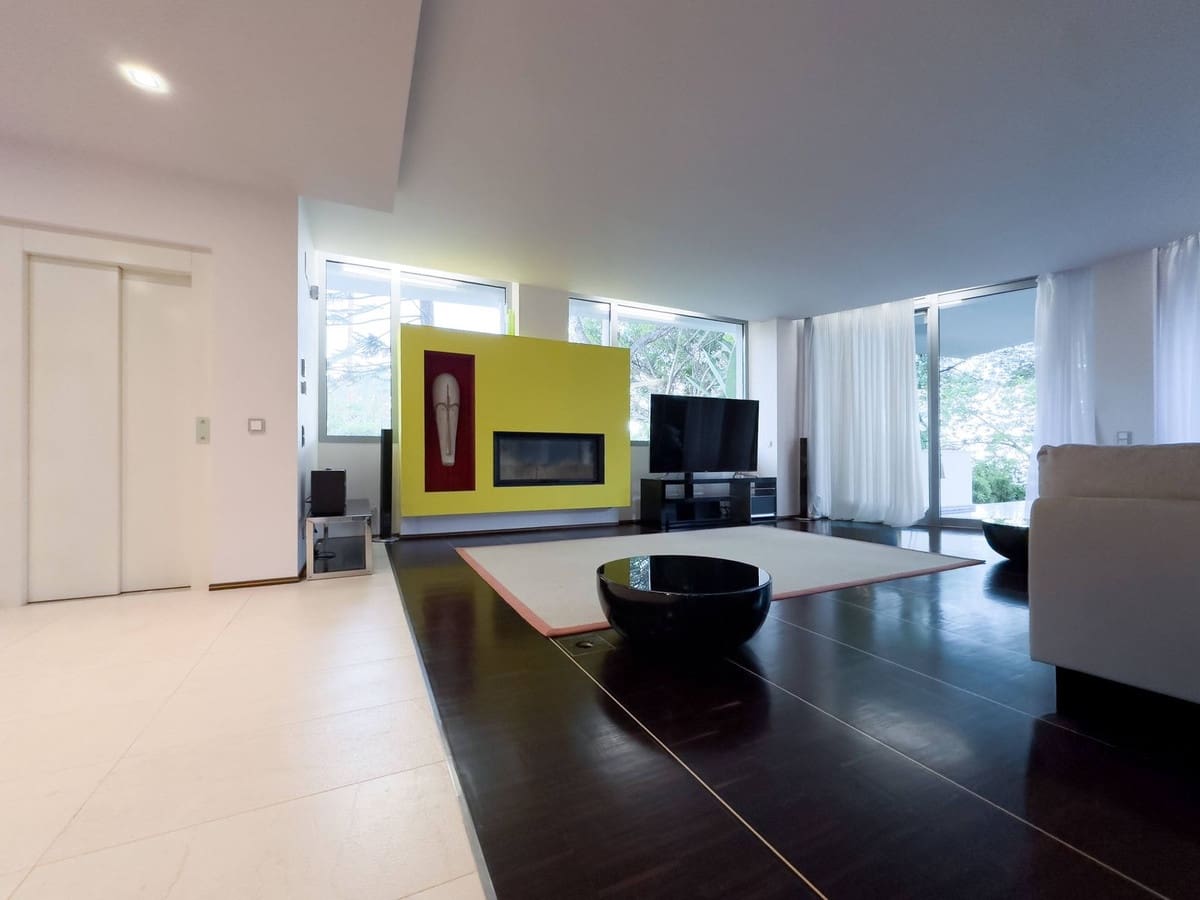 4 soveværelse Semi-Rækkehus til salg i Marbella med swimmingpool garage - € 2.850.000 (Ref: 9314383)