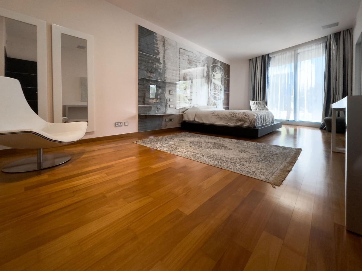 4 soveværelse Semi-Rækkehus til salg i Marbella med swimmingpool garage - € 2.850.000 (Ref: 9314383)