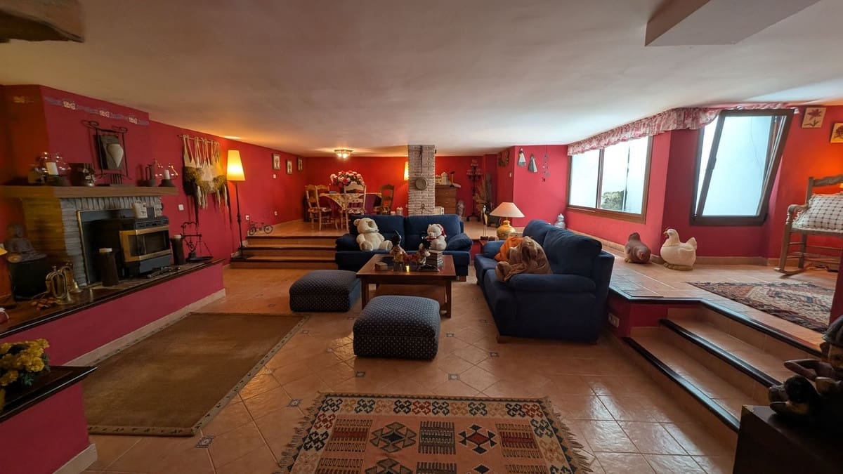 4 slaapkamer Halfvrijstaande villa te koop in San Pedro de Alcantara met zwembad garage - € 2.600.000 (Ref: 9314385)