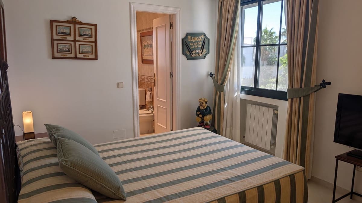 4 slaapkamer Halfvrijstaande villa te koop in San Pedro de Alcantara met zwembad garage - € 2.600.000 (Ref: 9314385)