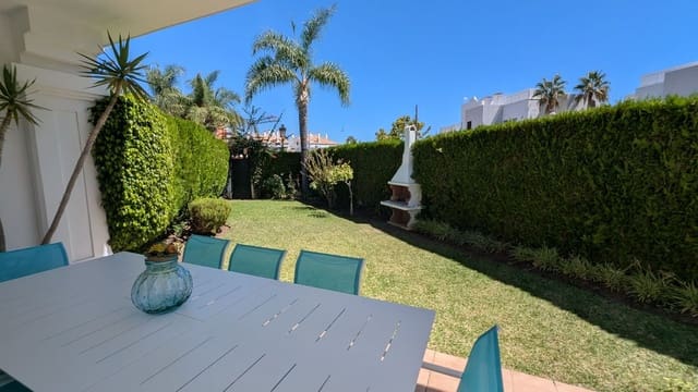 4 bedroom Semi-detached Villa for sale in San Pedro de Alcantara, Marbella with pool garage - € 2,600,000 (Ref: 9314385)