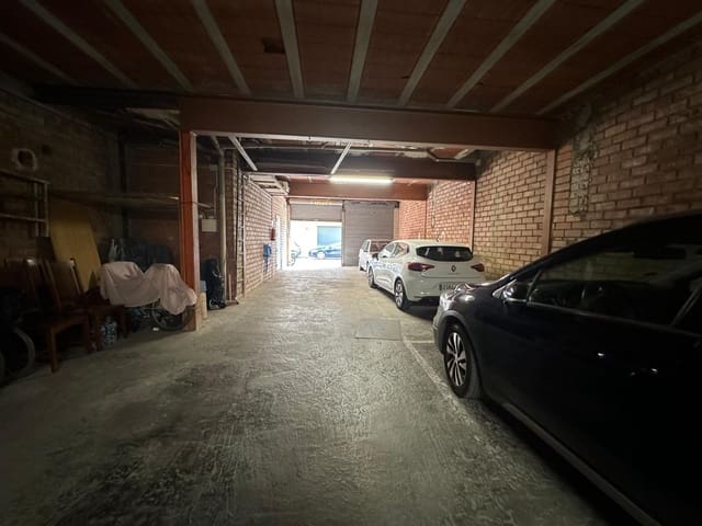 Kommersiell til salgs i Pineda de Mar - € 129 000 (Ref: 9311362)