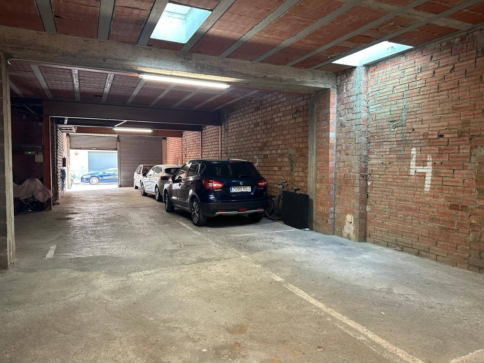 Erhverv til salg i Pineda de Mar - € 129.000 (Ref: 9311362)