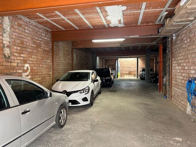 Kommersiell til salgs i Pineda de Mar - € 129 000 (Ref: 9311362)