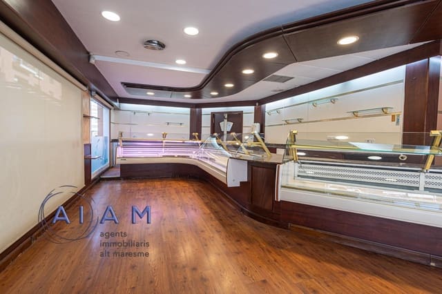 Erhverv til salg i Pineda de Mar - € 100.000 (Ref: 9311363)