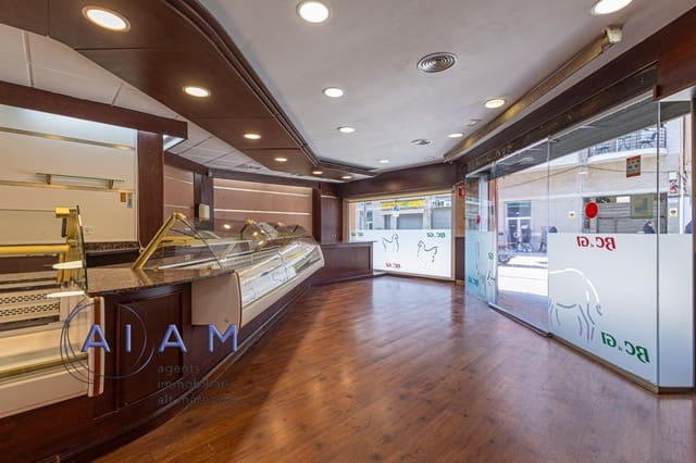 Erhverv til salg i Pineda de Mar - € 100.000 (Ref: 9311363)