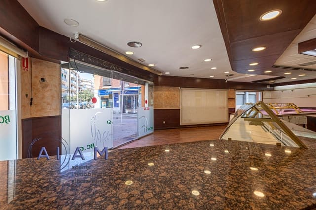 Erhverv til salg i Pineda de Mar - € 100.000 (Ref: 9311363)