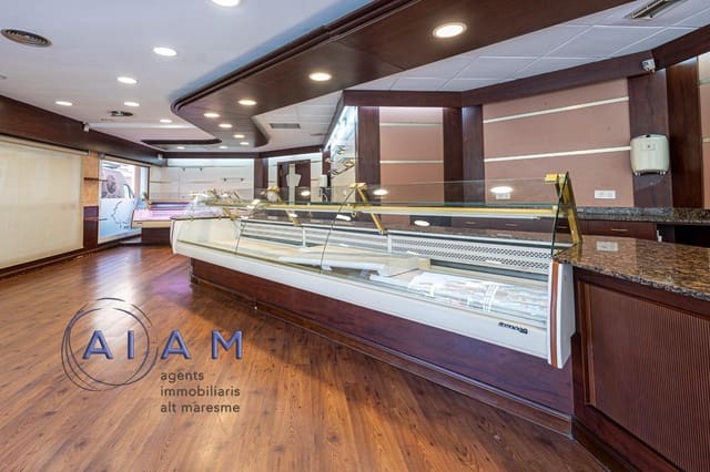 Erhverv til salg i Pineda de Mar - € 100.000 (Ref: 9311363)