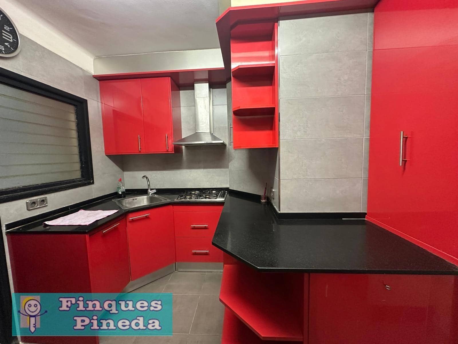 3 sypialnia Mieszkanie na sprzedaż w Pineda de Mar - 205 000 € (Ref: 9311366)