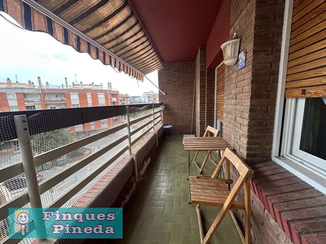 3 bedroom Flat for sale in Pineda de Mar - € 205,000 (Ref: 9311366)