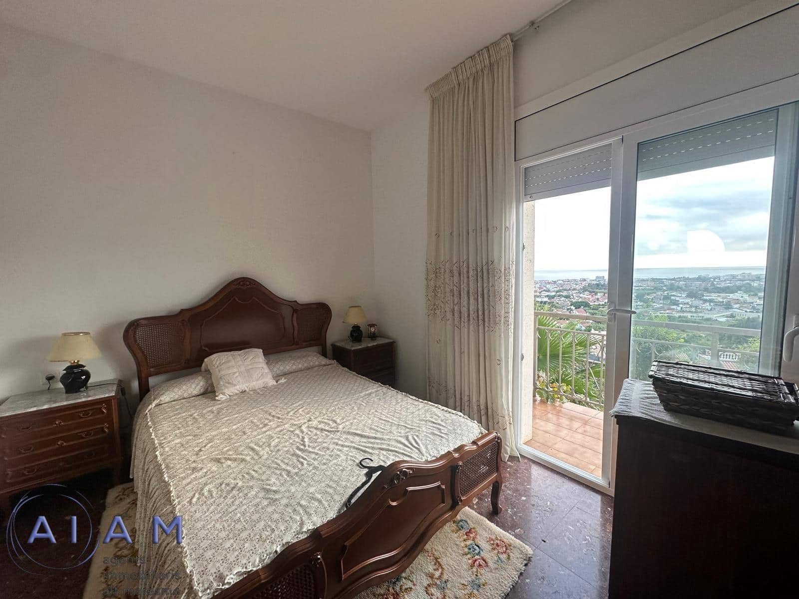 6 chambre Villa/Maison à vendre à Pineda de Mar avec piscine - 320 000 € (Ref: 9456504)