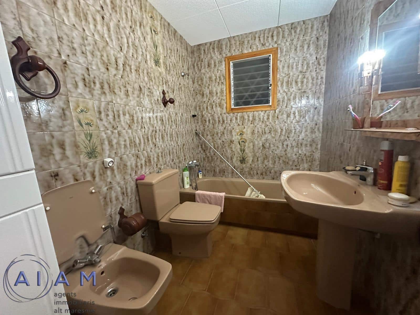 6 chambre Villa/Maison à vendre à Pineda de Mar avec piscine - 320 000 € (Ref: 9456504)