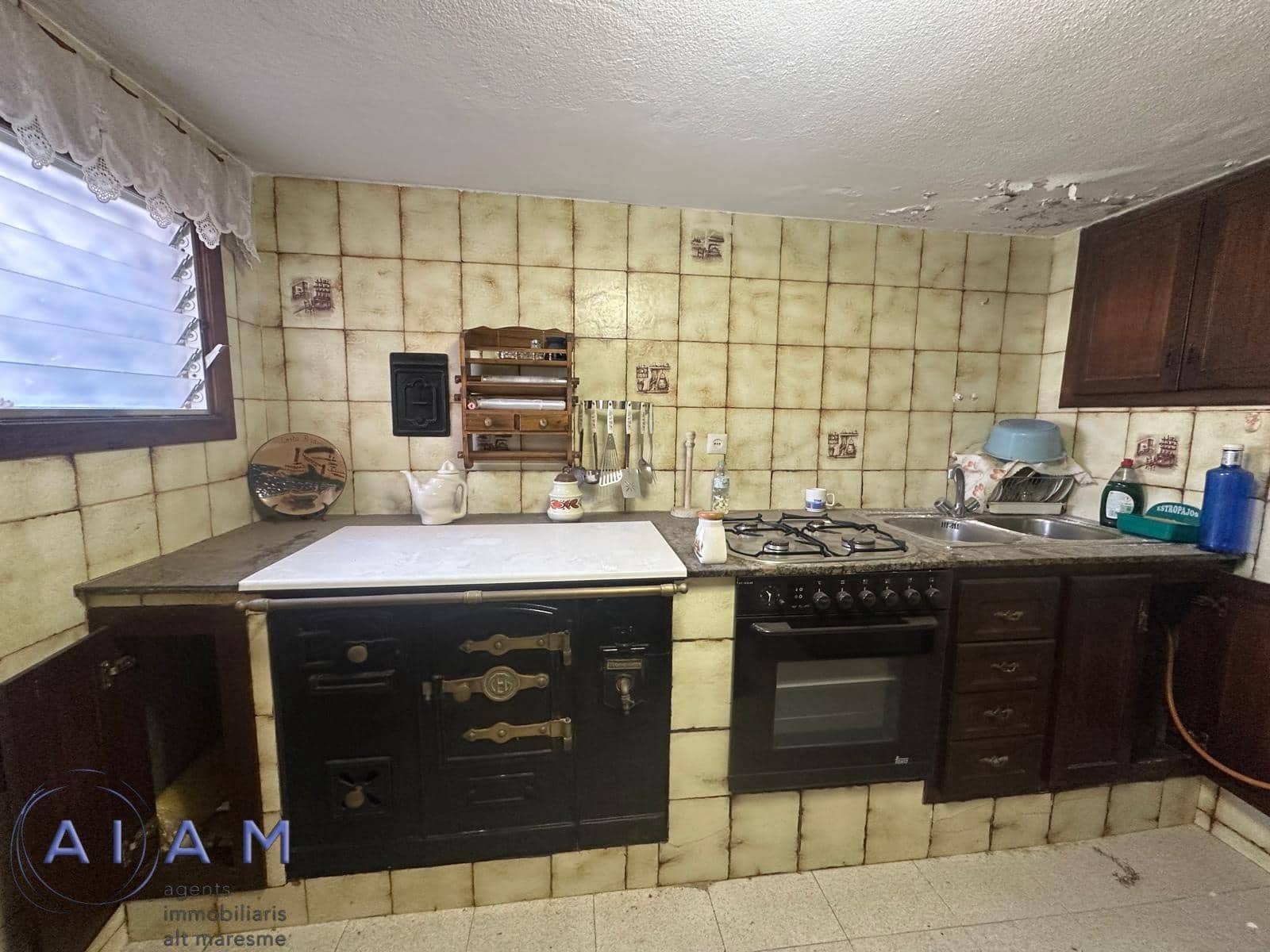 6 chambre Villa/Maison à vendre à Pineda de Mar avec piscine - 320 000 € (Ref: 9456504)