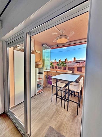 2 sovrum Lägenhet till salu i La Manga del Mar Menor med pool - 190 000 € (Ref: 10102756)