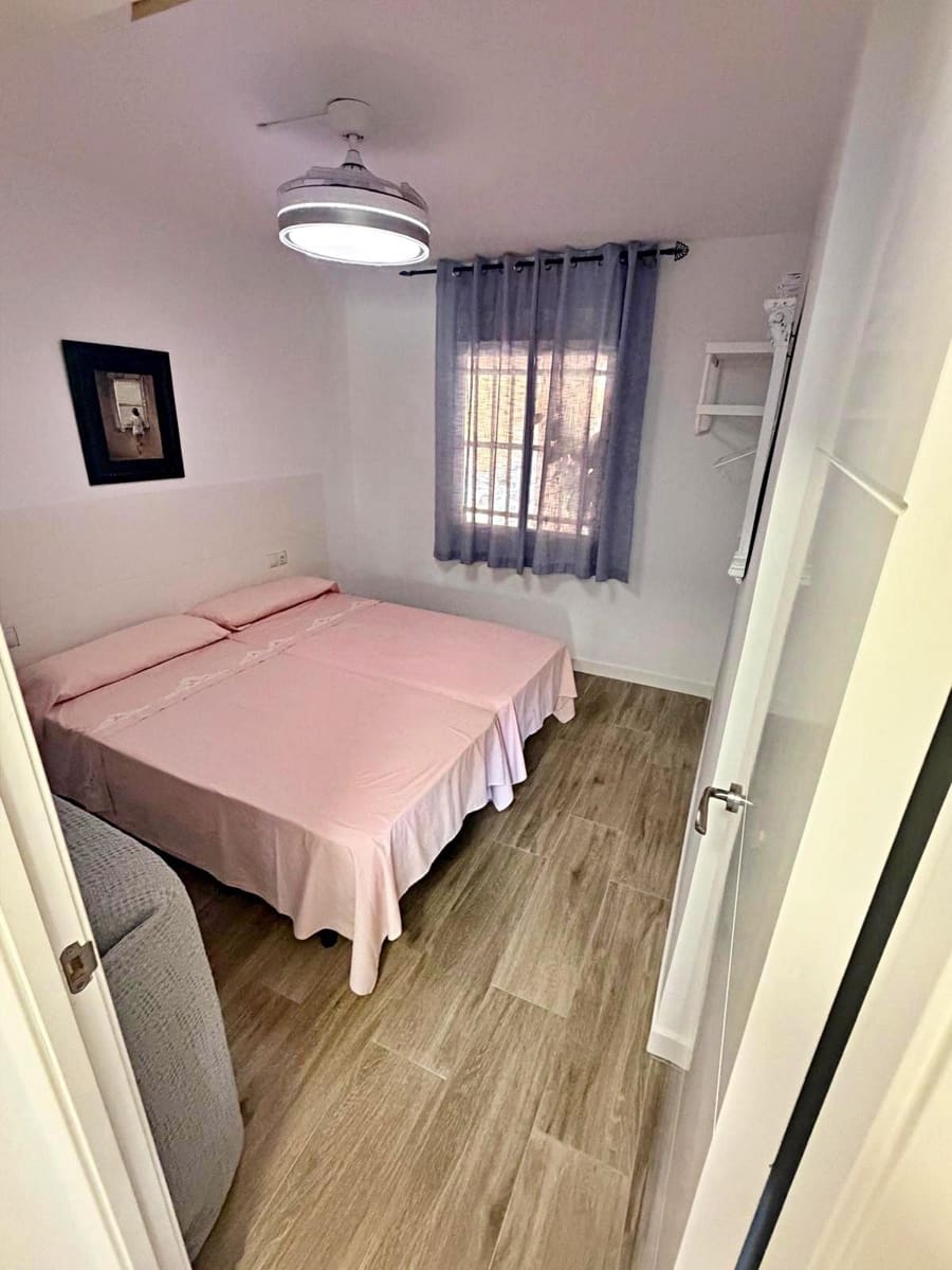 2 sovrum Lägenhet till salu i La Manga del Mar Menor med pool - 190 000 € (Ref: 10102756)