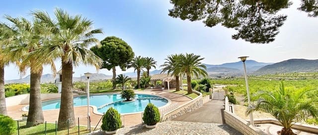 13 bedroom Finca/Country House for sale in Monóvar / Monóver - € 5,500,000 (Ref: 9282509)