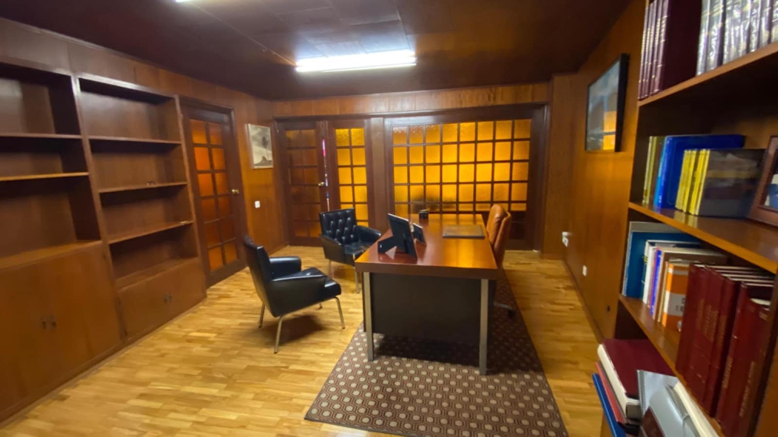 3 Zimmer Gewerbe zu verkaufen in Alicante / Alacant Stadt mit Garage - 1.800.000 € (Ref: 9282510)