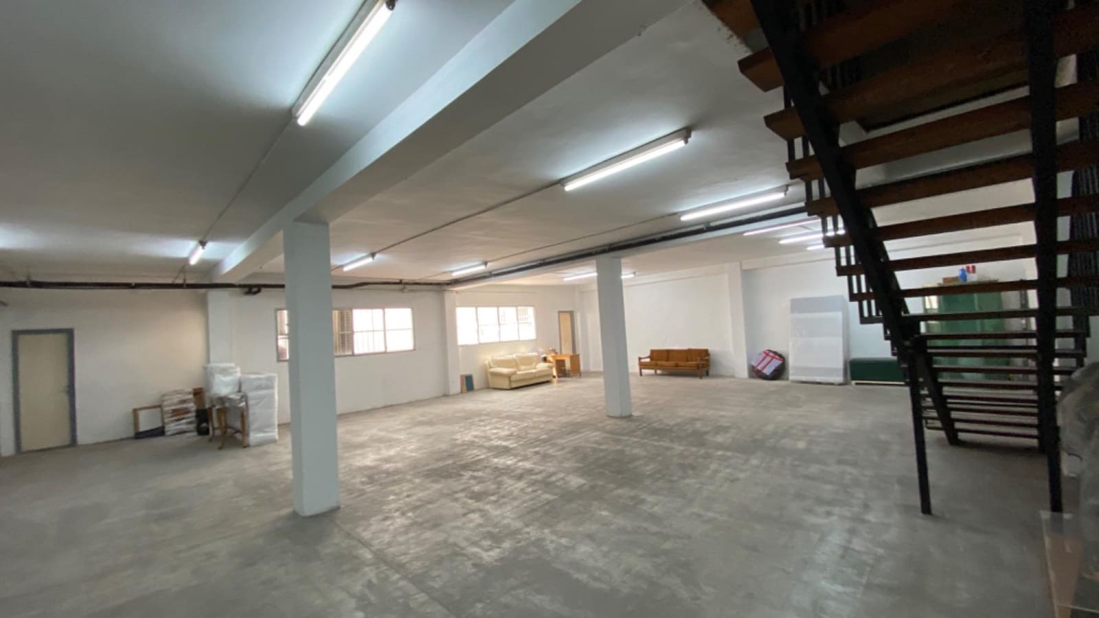 3 Zimmer Gewerbe zu verkaufen in Alicante / Alacant Stadt mit Garage - 1.800.000 € (Ref: 9282510)