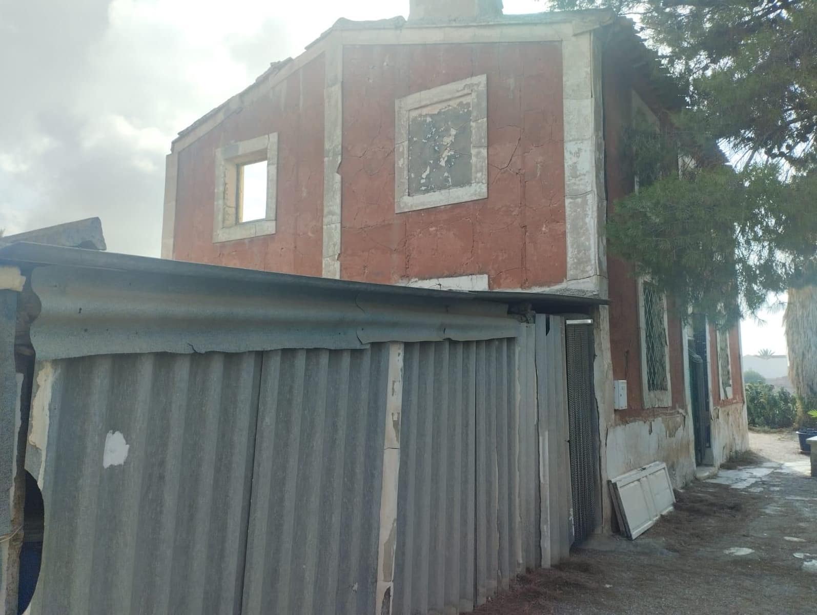 3 makuuhuone Maalaistalo myytävänä paikassa Totana - 100 000 € (Ref: 9282523)