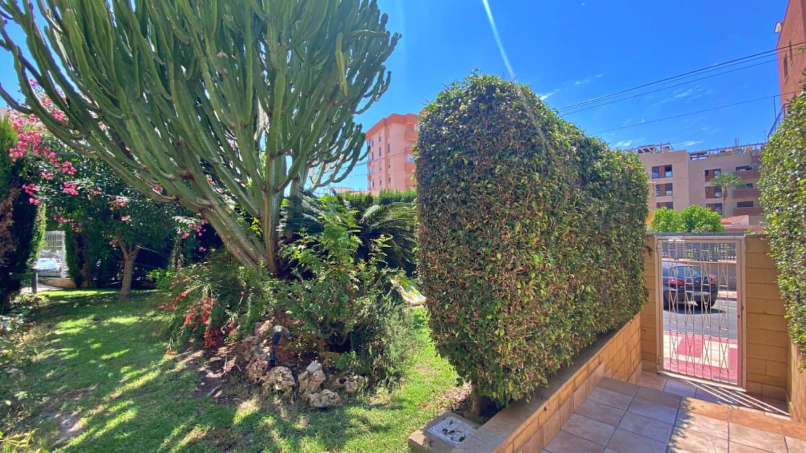 3 makuuhuone Asunto myytävänä paikassa Playa de Muchavista mukana 
autotalli - 425 000 € (Ref: 9282533)