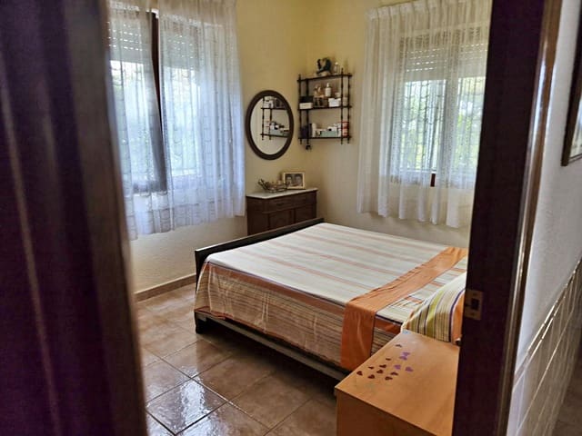 4 Zimmer Villa zu verkaufen in Elche / Elx mit Pool - 385.000 € (Ref: 9282540)