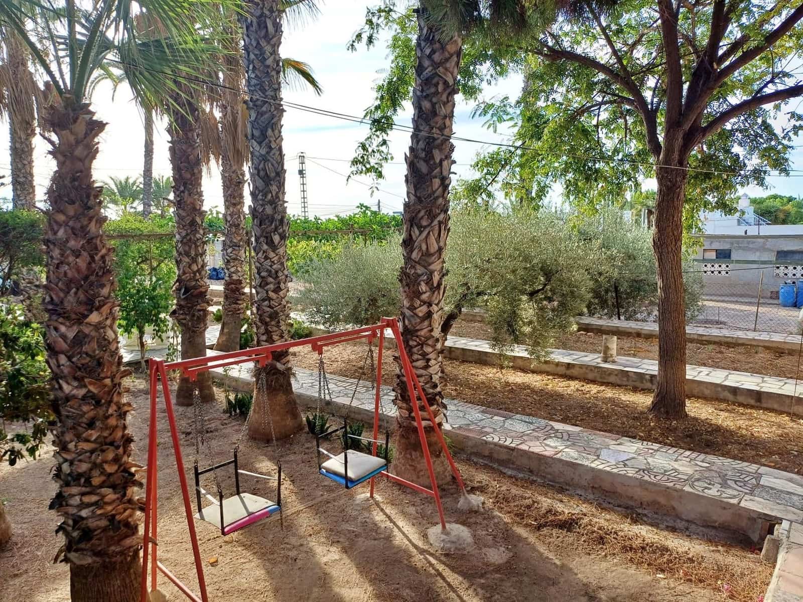 4 Zimmer Villa zu verkaufen in Elche / Elx mit Pool - 385.000 € (Ref: 9282540)