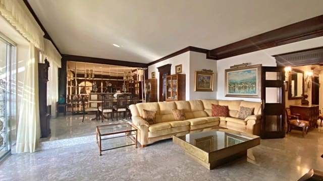 5 slaapkamer Flat te koop in Alicante stad - € 1.500.000 (Ref: 9282541)