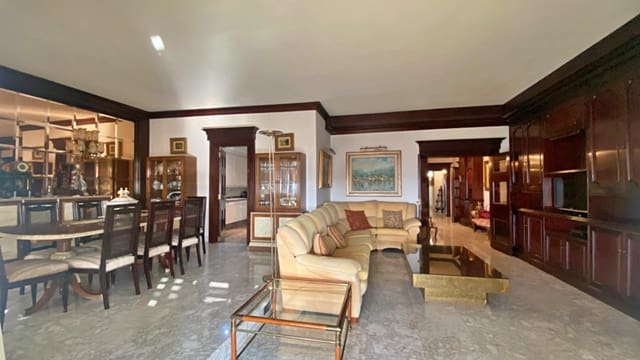 5 slaapkamer Flat te koop in Alicante stad - € 1.500.000 (Ref: 9282541)