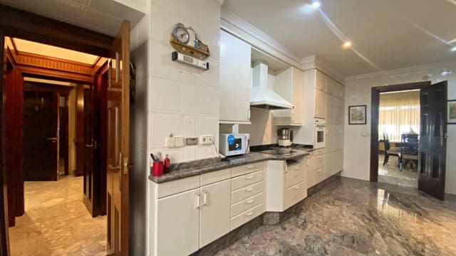 5 slaapkamer Flat te koop in Alicante stad - € 1.500.000 (Ref: 9282541)