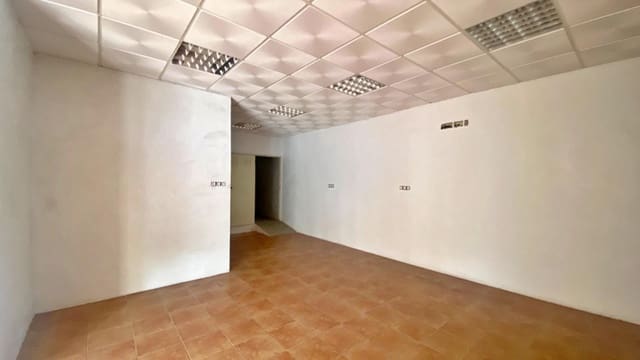 Comercial para venda em Múrcia cidade - 130 000 € (Ref: 9303630)