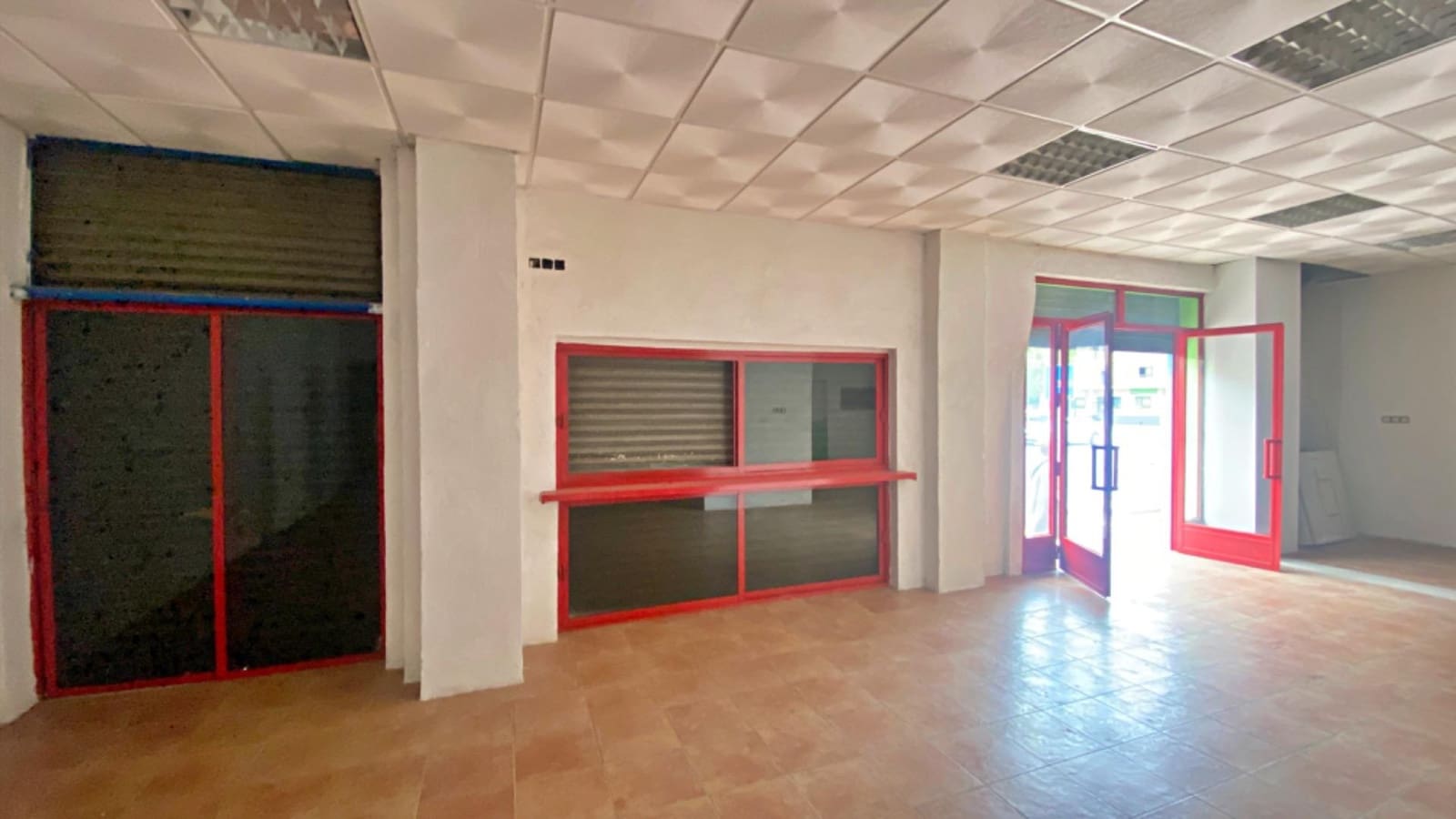 Comercial para venda em Murcia cidade - 130 000 € (Ref: 9303630)
