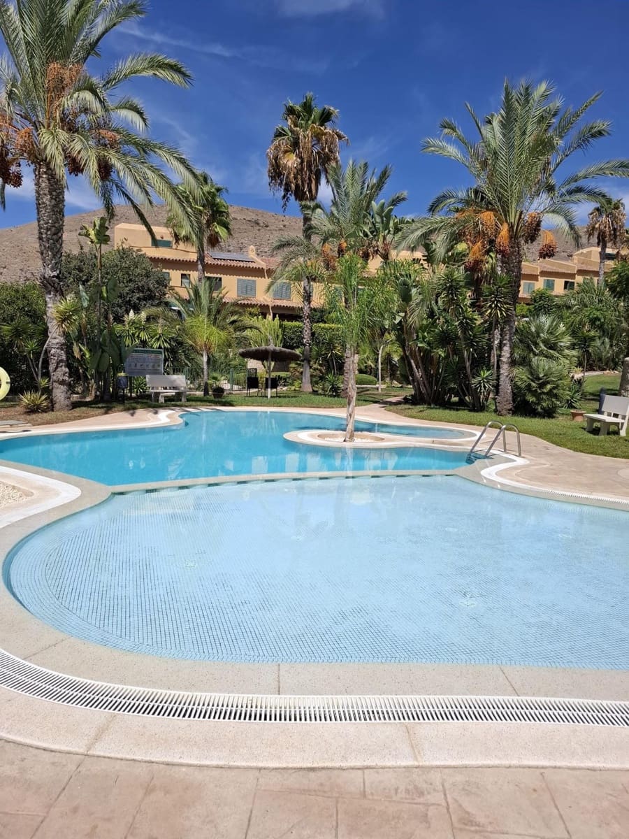 2 slaapkamer Rijtjeshuis te koop in Finestrat met zwembad - € 295.000 (Ref: 9338120)