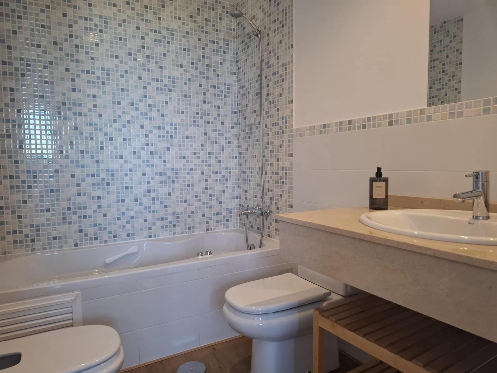 2 slaapkamer Rijtjeshuis te koop in Finestrat met zwembad - € 295.000 (Ref: 9338120)