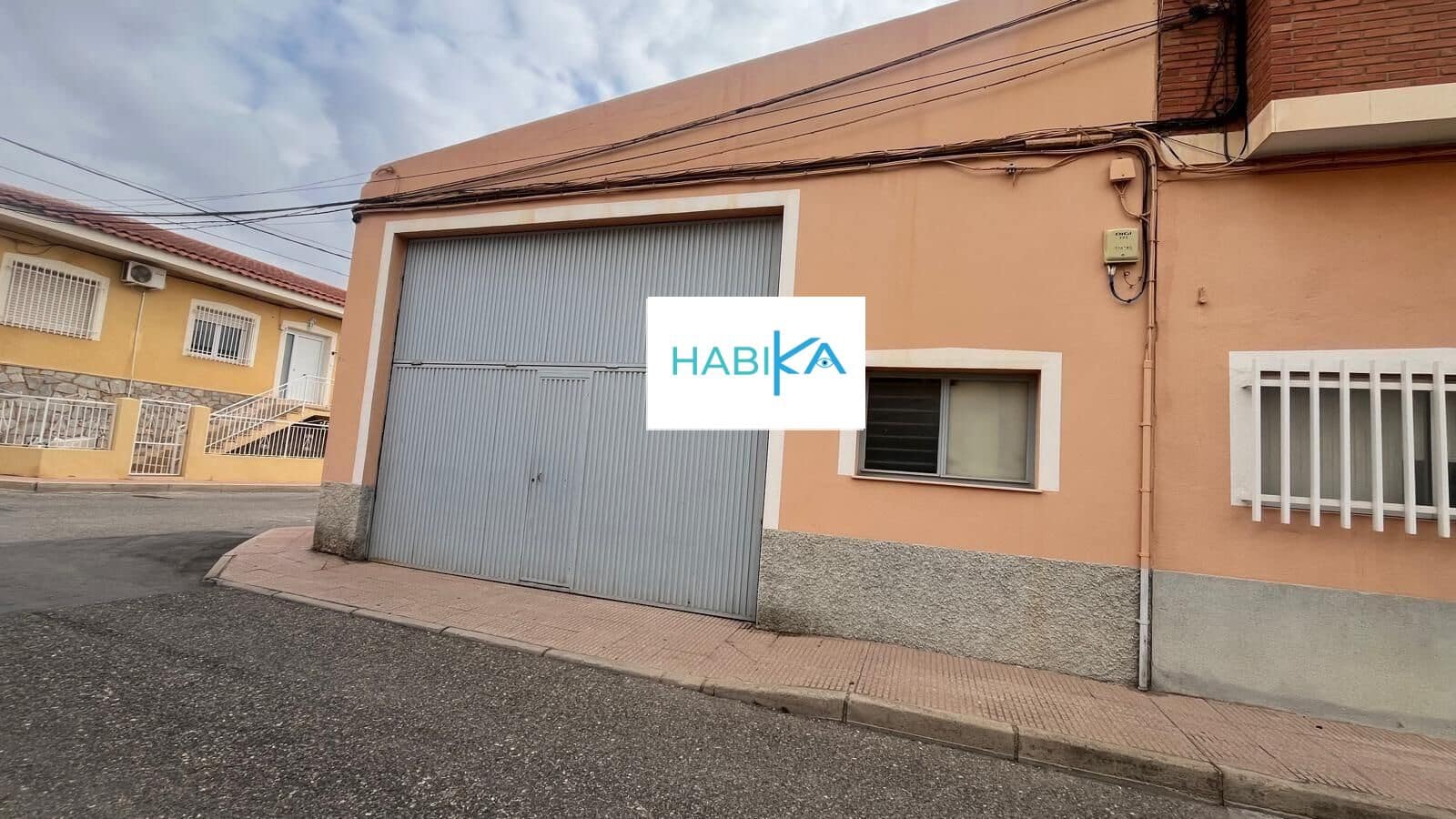 Erhverv til salg i Totana - € 160.000 (Ref: 9341289)