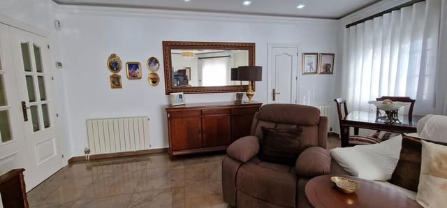 6 sovrum Radhus till salu i Totana med garage - 310 000 € (Ref: 9374232)