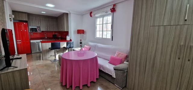 6 sovrum Radhus till salu i Totana med garage - 310 000 € (Ref: 9374232)