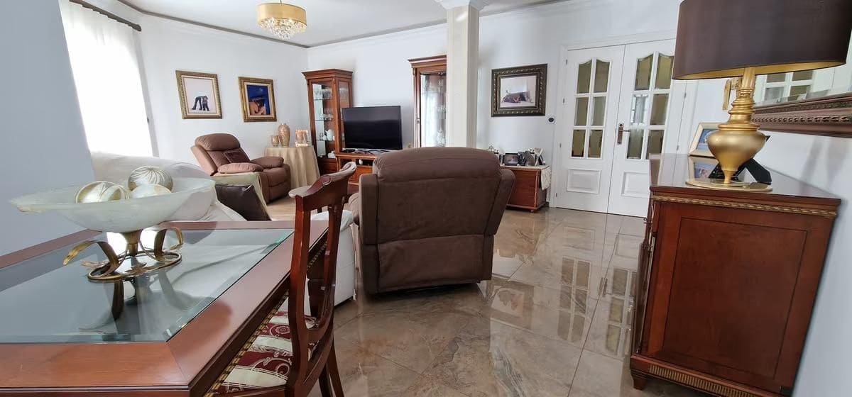 6 soverom Rekkehus til salgs i Totana med garasje - € 310 000 (Ref: 9374232)