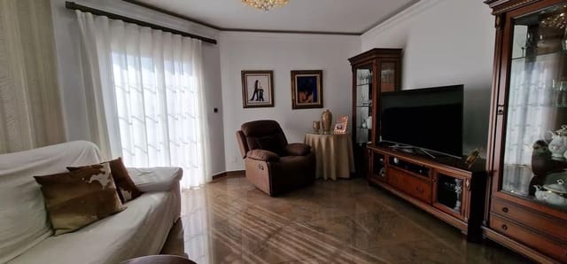 6 sovrum Radhus till salu i Totana med garage - 310 000 € (Ref: 9374232)