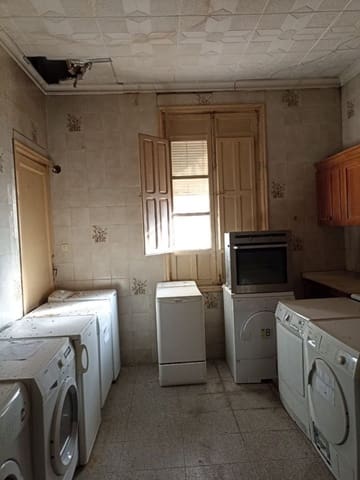 Finca/Landhuis te koop in Llano de Brujas, Murcia stad met garage - € 246.700 (Ref: 9376780)