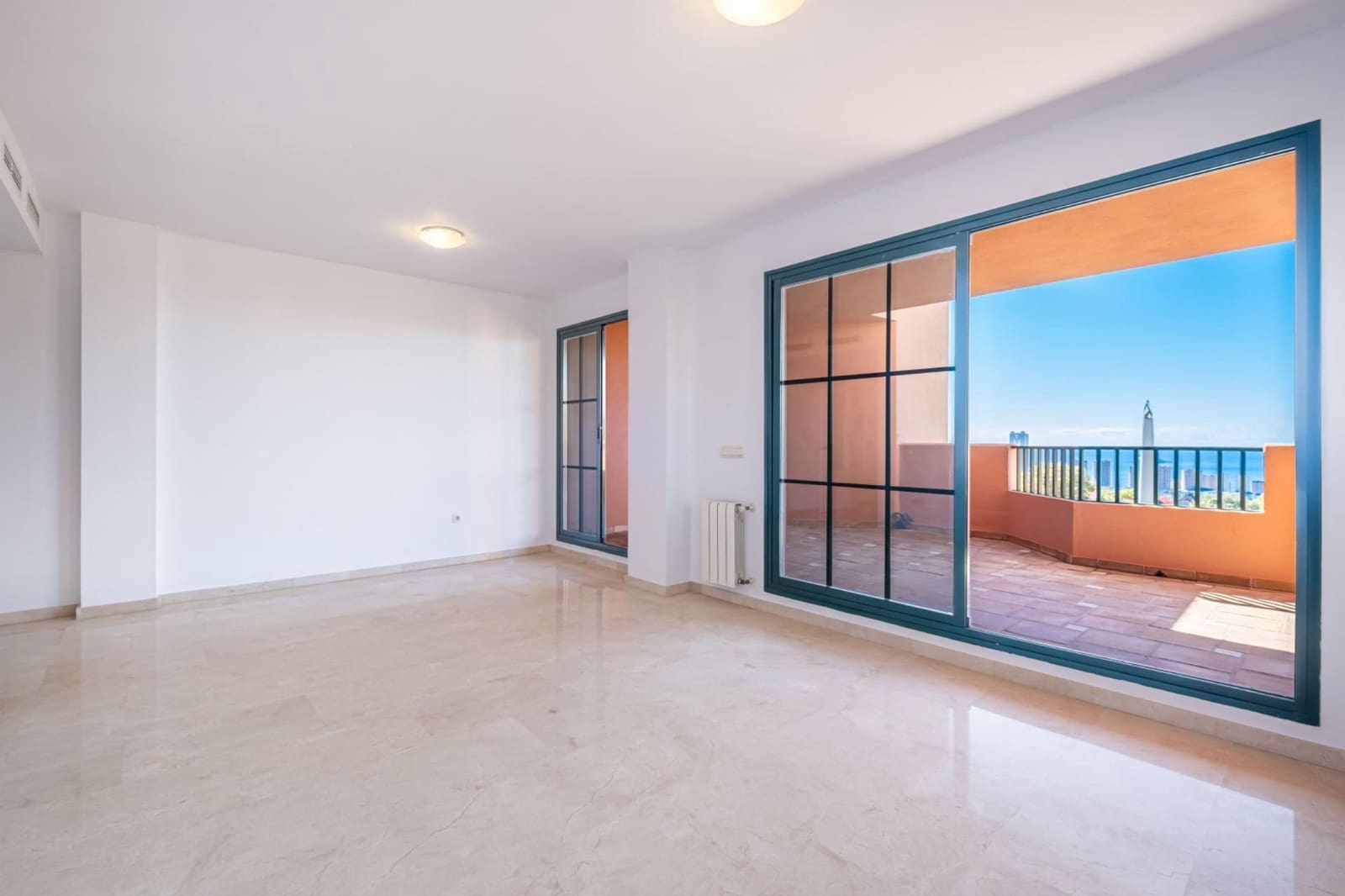 2 bedroom Flat for sale in Finestrat - € 395,000 (Ref: 9383043)