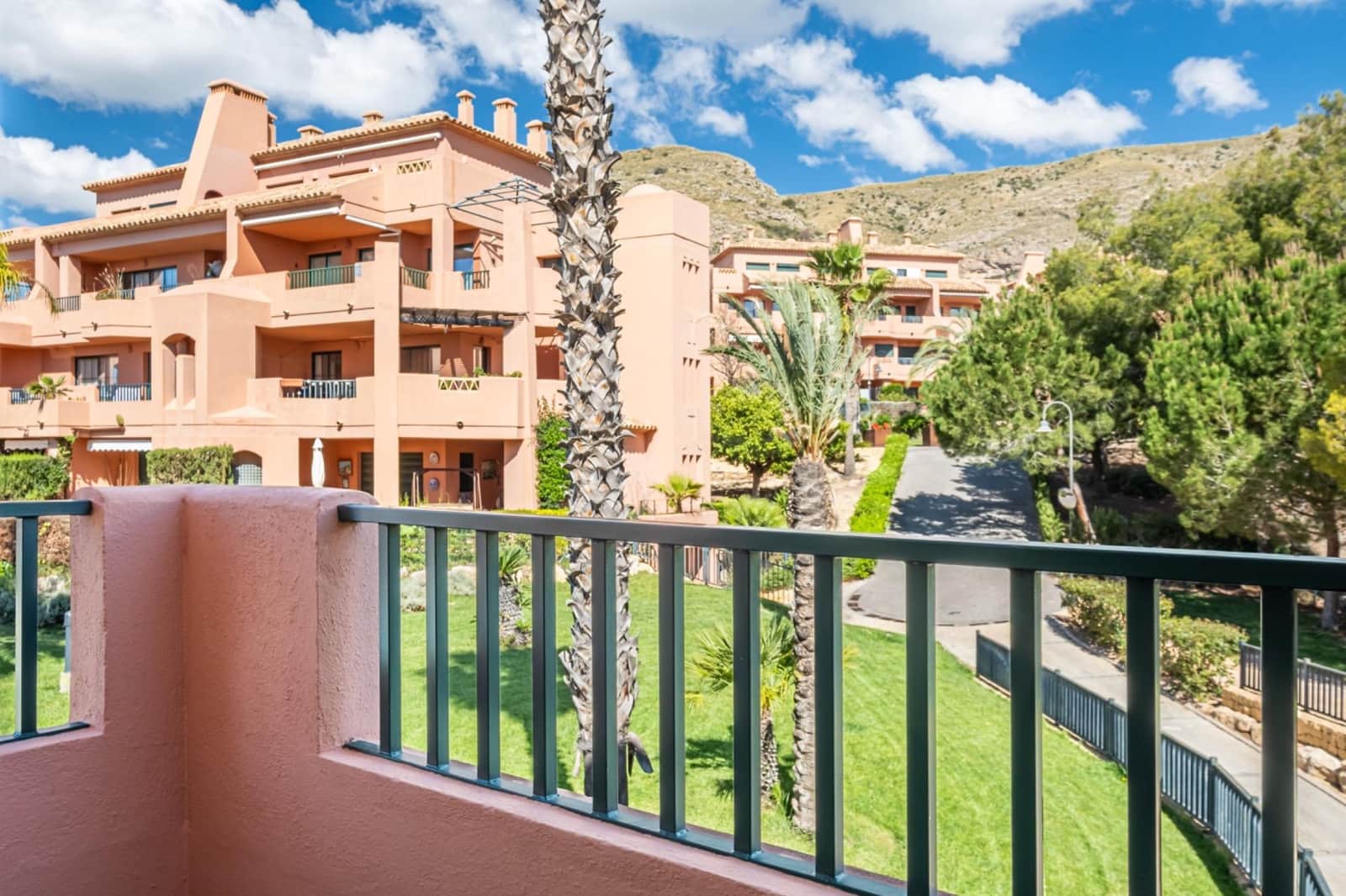 2 bedroom Flat for sale in Finestrat - € 395,000 (Ref: 9383043)