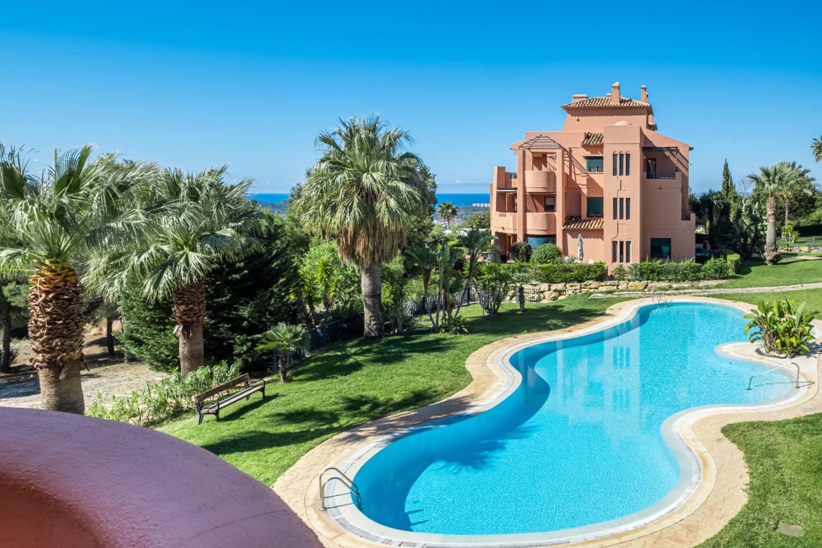 2 bedroom Flat for sale in Finestrat - € 395,000 (Ref: 9383043)