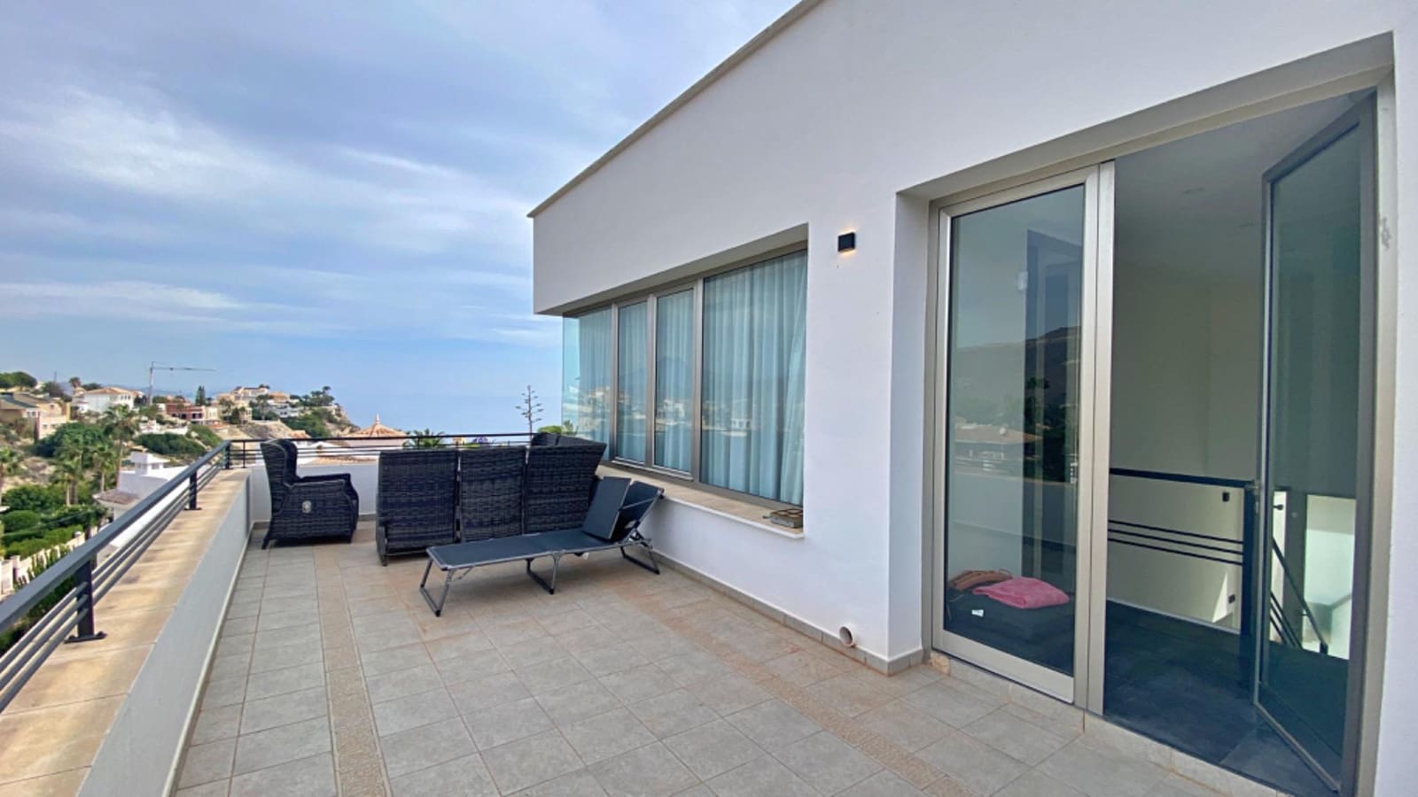 4 soverom Villa til salgs i El Campello med svømmebasseng - € 798 000 (Ref: 9385704)