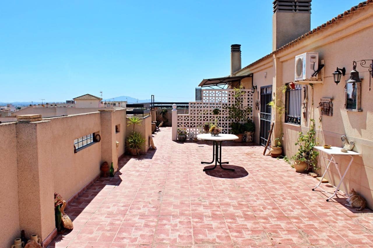 4 quarto Penthouse para venda em Totana com garagem - 180 000 € (Ref: 9431565)