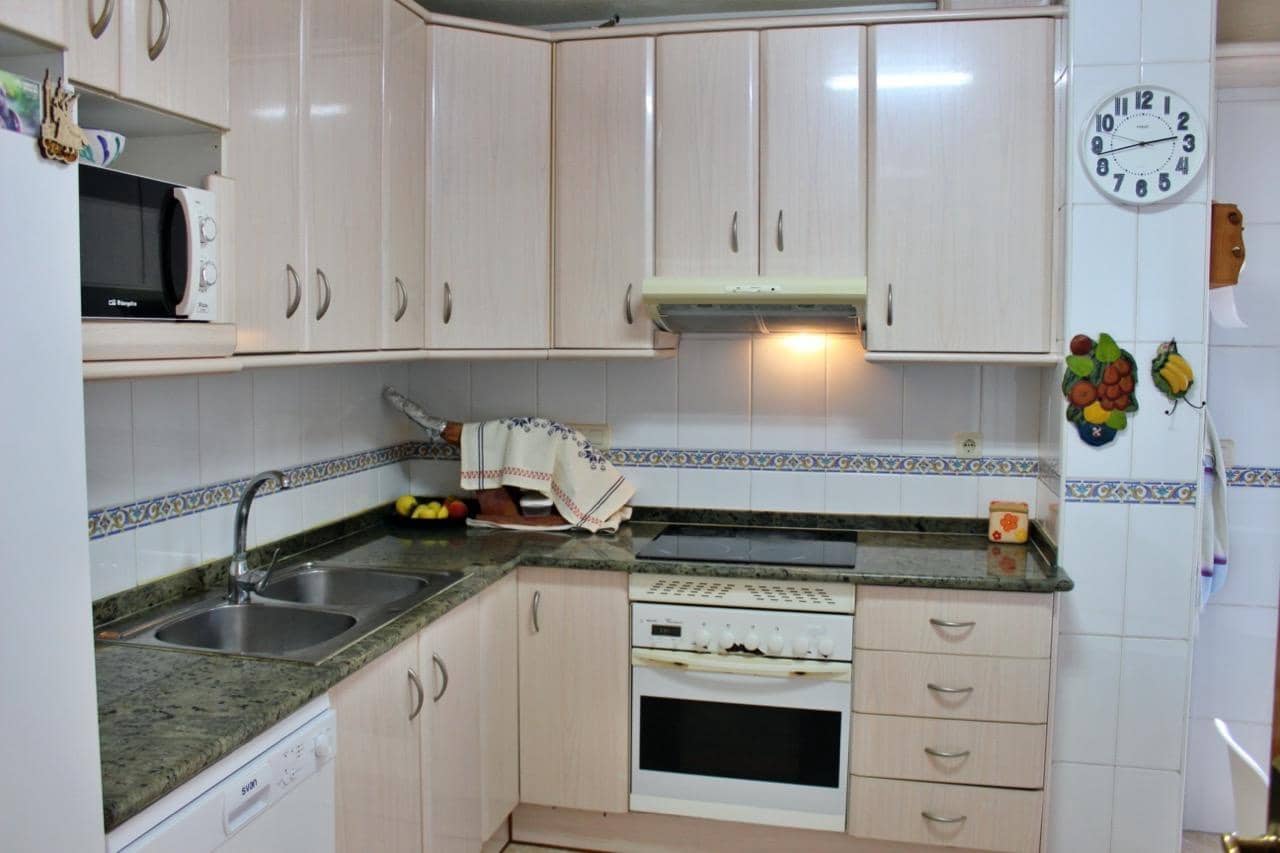4 quarto Penthouse para venda em Totana com garagem - 180 000 € (Ref: 9431565)