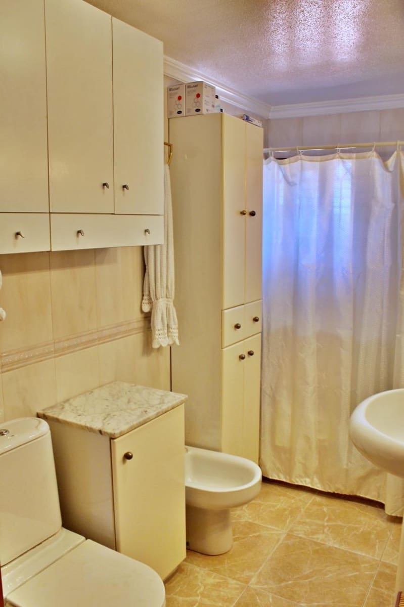 4 quarto Penthouse para venda em Totana com garagem - 180 000 € (Ref: 9431565)